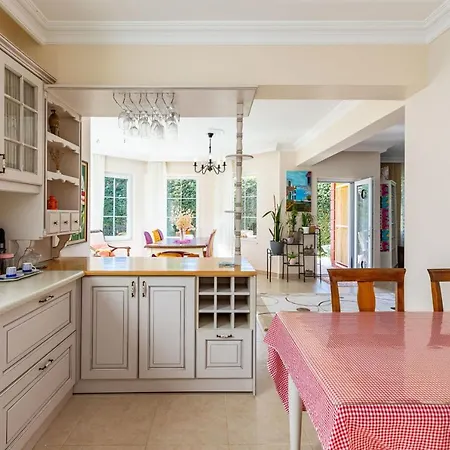 With Garden Surrounded By Nature In Sapanca Kocaeli